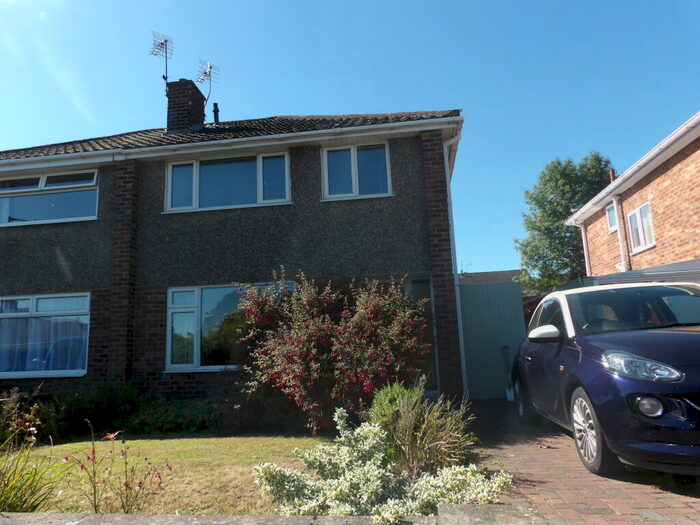 3 Bedroom Semi-Detached House To Rent In The Hollows, Silverdale, Clifton, NG11