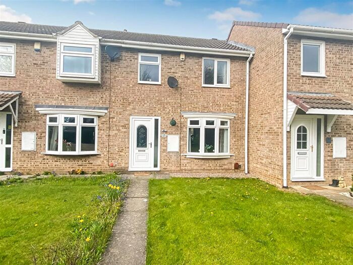 3 Bedroom Terraced House For Sale In Zetland Hunt, The Chase, Newton Aycliffe, DL5