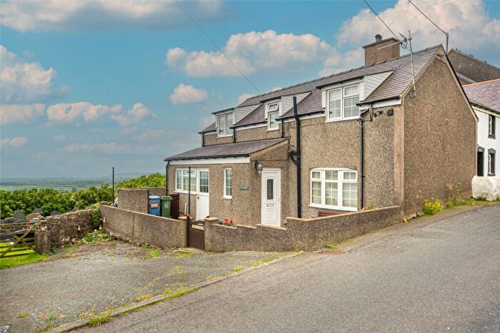 3 Bedroom Semi-Detached House For Sale In Llithfaen, Gwynedd, LL53