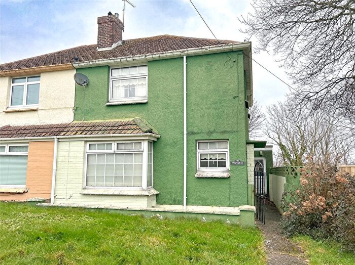 3 Bedroom Semi Detached House For Sale In St. Lawrence Close, Hakin, Milford Haven, Pembrokeshire, SA73