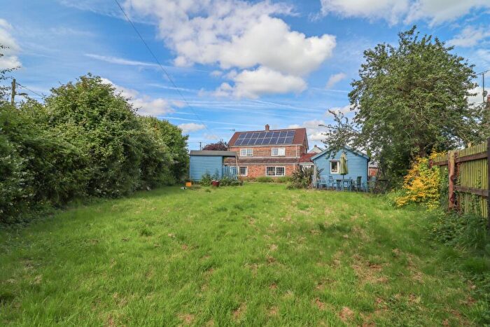 3 Bedroom Detached House For Sale In Stow Road, Wiggenhall St. Mary Magdalen, King's Lynn, Norfolk, PE34