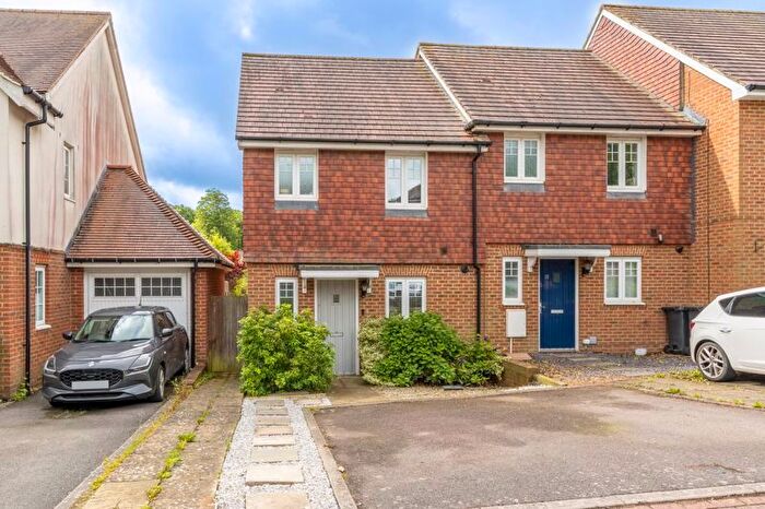2 Bedroom End Of Terrace House For Sale In Malthouse Way, Hailsham, BN27