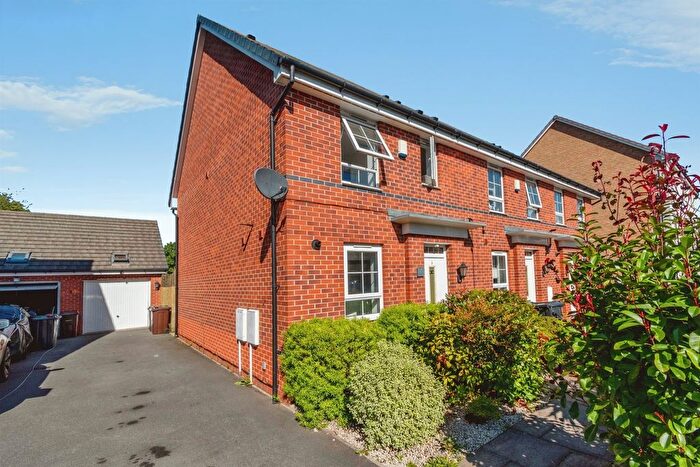3 Bedroom Semi-Detached House For Sale In Centenary Lane, Wednesbury, WS10