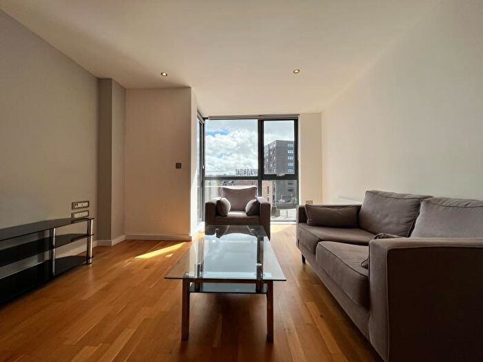 2 Bedroom Apartment To Rent In Apt . :: Flint Glass Wharf, M4