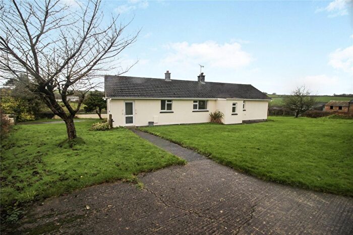3 Bedroom Bungalow To Rent In Ladford Farm Bungalow, Shebbear, Beaworthy, EX21