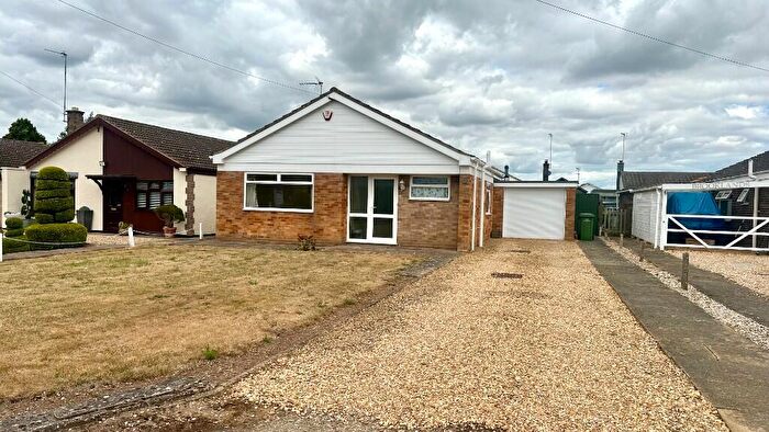 3 Bedroom Detached Bungalow For Sale In Salts Road, West Walton, PE14