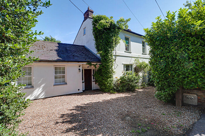 5 Bedroom Detached House To Rent In Common Road, Kensworth, Dunstable, LU6