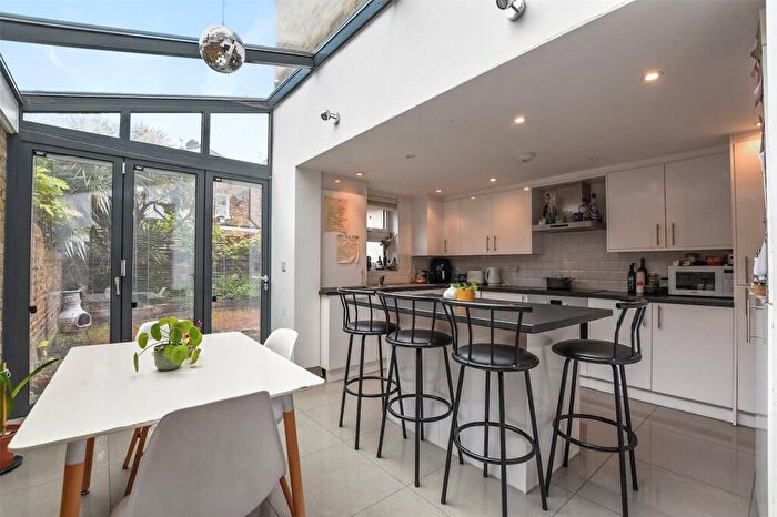 4 Bedroom House To Rent In Landseer Road, London, N19