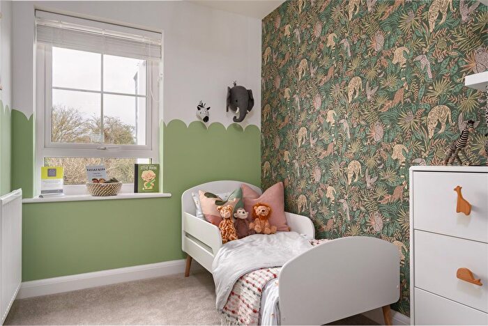 3 Bedroom End Terrace House For Sale In "Maidstone" At Len Pick Way, Bourne, PE10