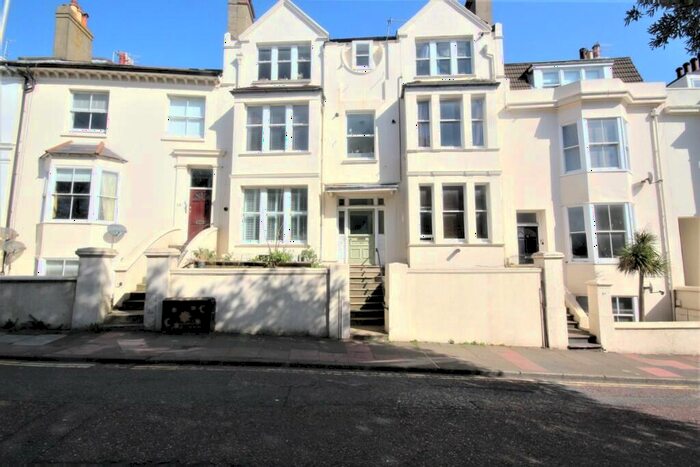 1 Bedroom Flat To Rent In Buckingham Place, Brighton, BN1