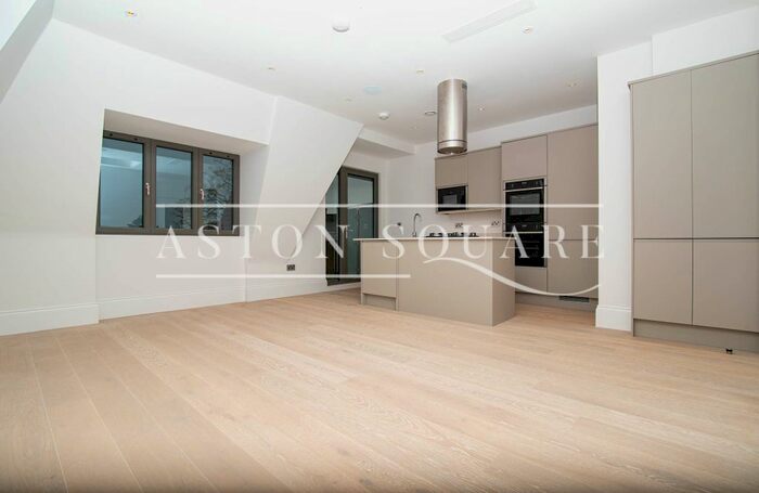 2 Bedroom Flat To Rent In Green Lane, London, NW4