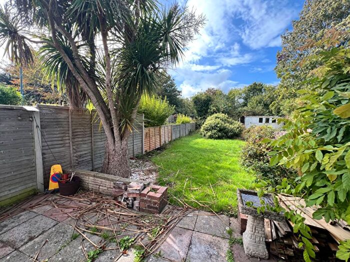 2 Bedroom End Of Terrace House To Rent In Kent Road, Southampton, Hampshire, SO17