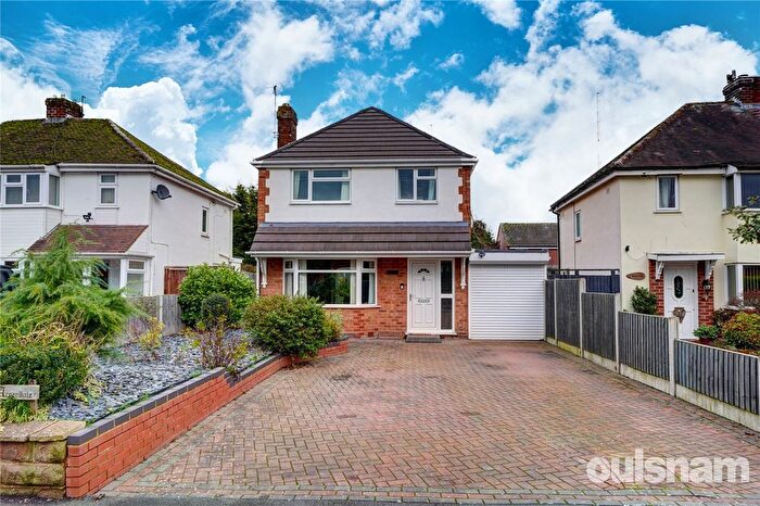 3 Bedroom Detached House For Sale In Chequers Lane, Wychbold, Droitwich, Worcestershire, WR9