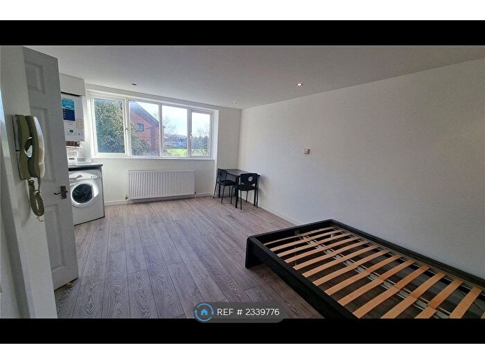 Studio To Rent In The Turret, Harrow, HA2