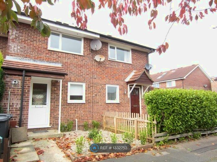 2 Bedroom Terraced House To Rent In Cadnam Way, Bournemouth, BH8