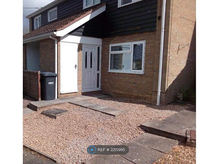 2 Bedroom Flat To Rent In Elm Road, Folksworth, Peterborough, PE7