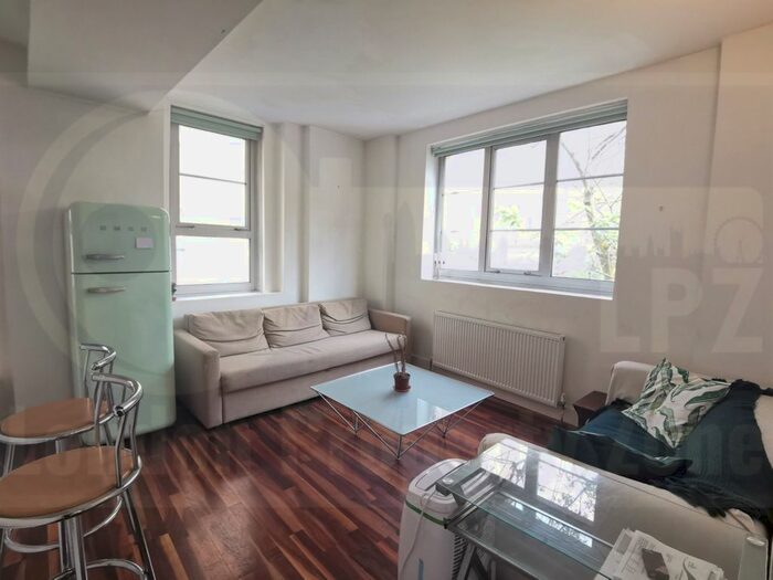 2 Bedroom Flat To Rent In Sunlight Square, Bethanal Green, London, E2