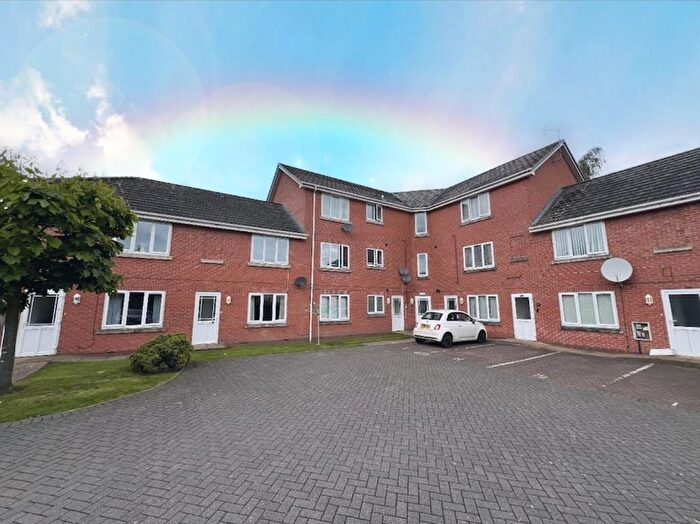 2 Bedroom Flat To Rent In Highfield Court, Highfield Road, Dudley, DY2