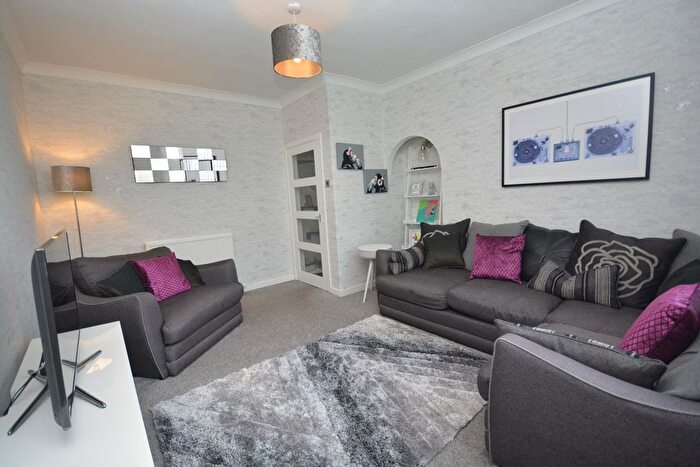 3 Bedroom Flat For Sale In Irvine Road, Crosshouse, Kilmarnock, KA2