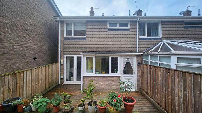 3 Bedroom Semi-Detached House For Sale In Deanery View, Lanchester, DH7