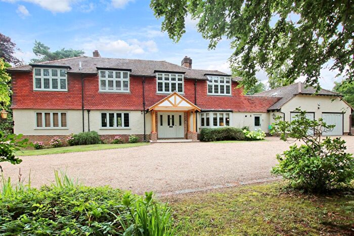 5 Bedroom Detached House For Sale In Highlands Road, Leatherhead, KT22