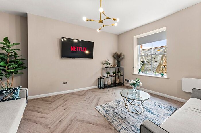 3 Bedroom Flat To Rent In Whitby, YO22