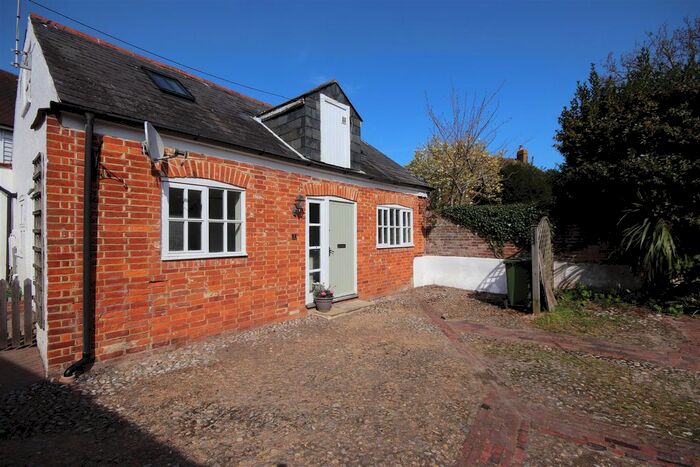 2 Bedroom Detached House To Rent In High Street, Bexhill-On-Sea, TN40