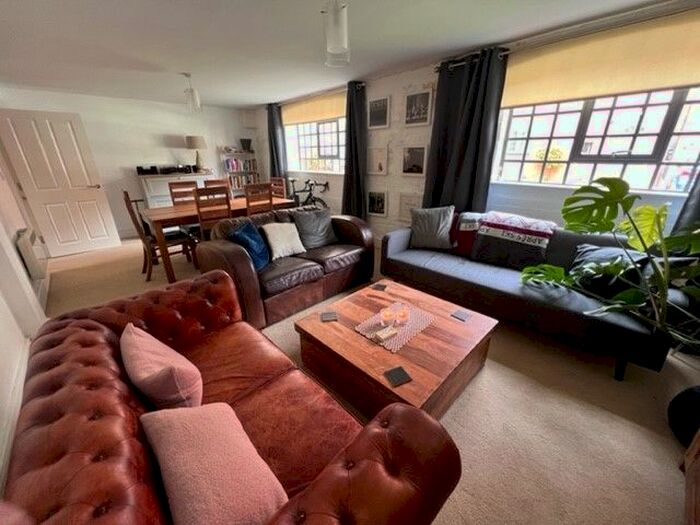 2 Bedroom Flat To Rent In Charlotte Street, Birmingham, B3