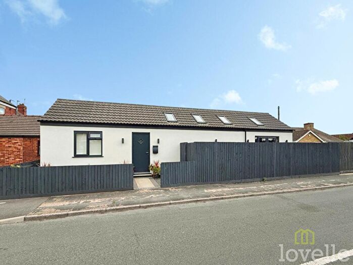 1 Bedroom Detached Bungalow For Sale In Windermere Avenue, North Hykeham, LN6