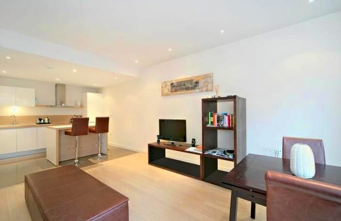1 Bedroom Flat To Rent In Cubitt Building, Gatliff Road, Grosvenor Waterside, SW1W