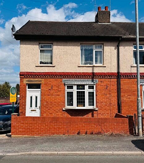 3 Bedroom Semi-detached House For Sale In Blacker Lane, Netherton, Wakefield, WF4