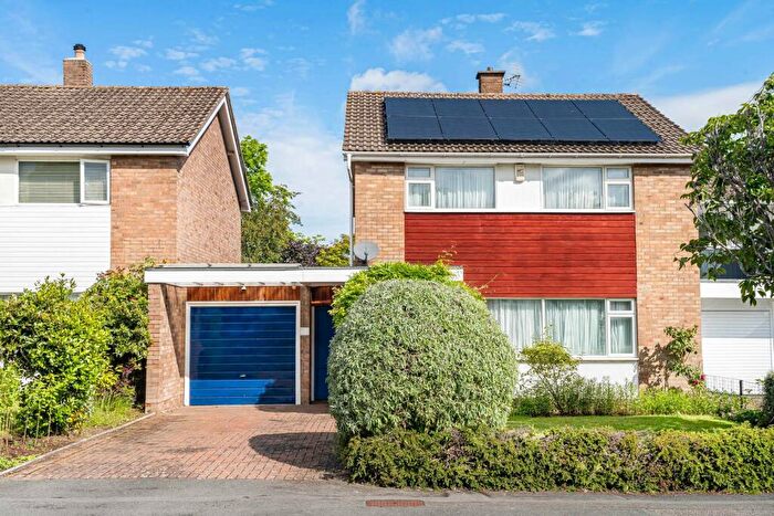 3 Bedroom Link Detached House For Sale In Hillands Drive, Cheltenham, Gloucestershire, GL53