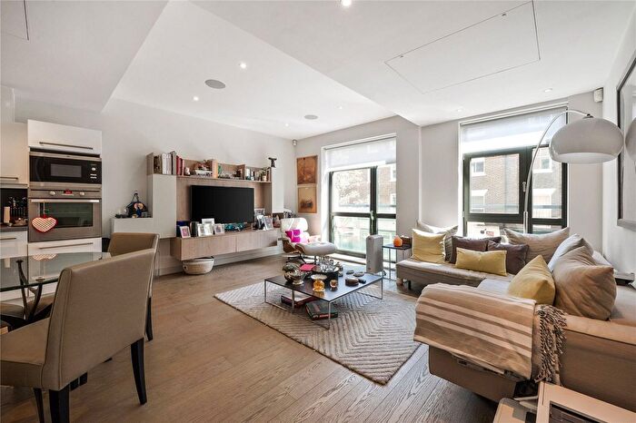 2 Bedroom Flat To Rent In Blandford Street, London, W1U