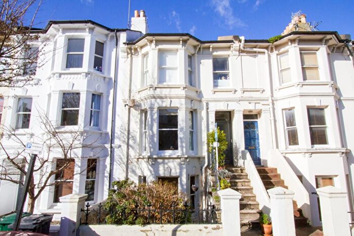 3 Bedroom Apartment To Rent In Westbourne Street, Hove, BN3