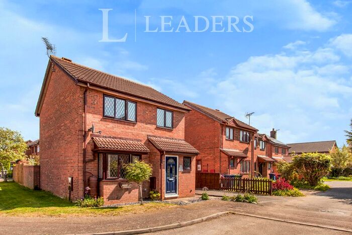 3 Bedroom Detached House To Rent In The Oaks, Milton, Cambridge, CB24