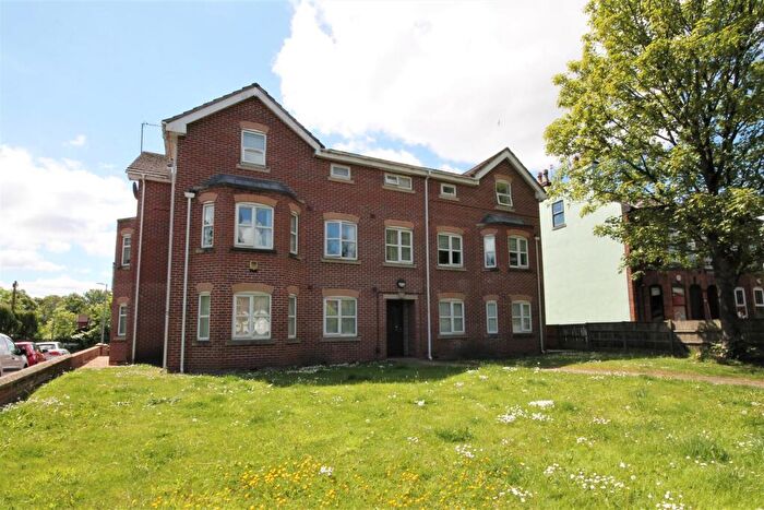 2 Bedroom Apartment To Rent In Monton Court, - Monton Road, M30