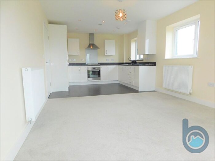 2 Bedroom Flat To Rent In Hartley Avenue, Peterborough, PE1