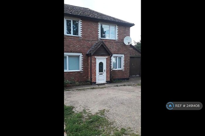 3 Bedroom Semi-Detached House To Rent In Pullover Road, King's Lynn, PE34
