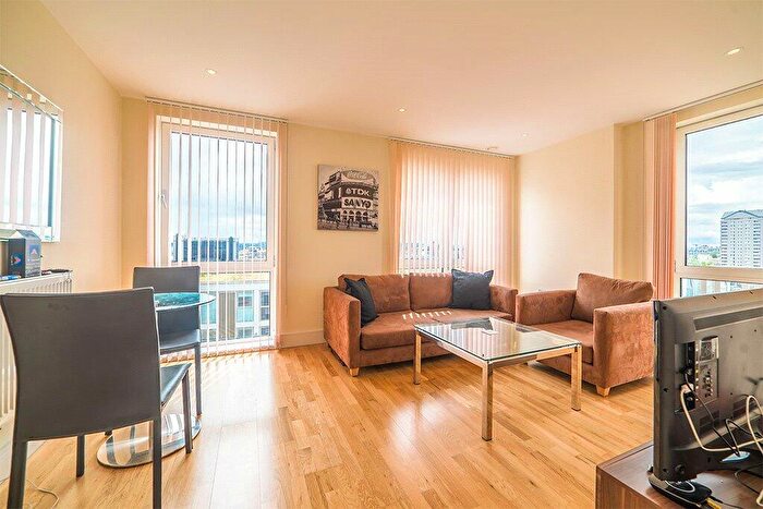 Apartment To Rent In Indescon Square, Canary Wharf, London, E14