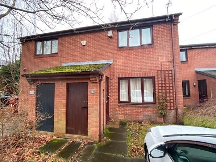 2 Bedroom Property To Rent In Orchard Grove, West Didsbury, Manchester, M20