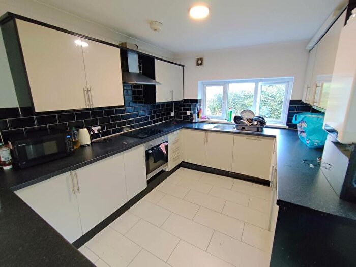 6 Bedroom House To Rent In Glenroy Street, Roath, Cardiff, CF24
