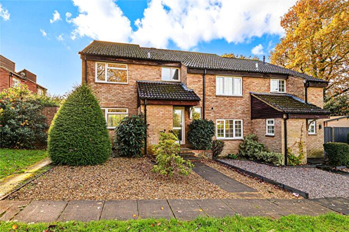 3 Bedroom Semi Detached House For Sale In Juniper, Bracknell, Berkshire, RG12