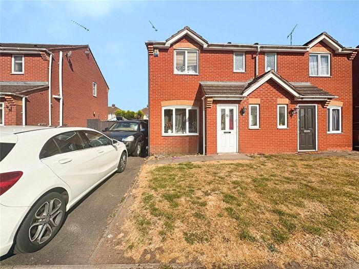 3 Bedroom Semi-Detached House For Sale In Pebblebrook Way, Bedworth, Warwickshire, CV12