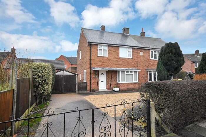 3 Bedroom Semi Detached House For Sale In Grange Road, Newark, NG24