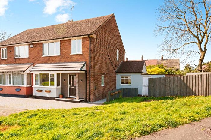 3 Bedroom Semi Detached House For Sale In Pasture Road, Wirral, CH46