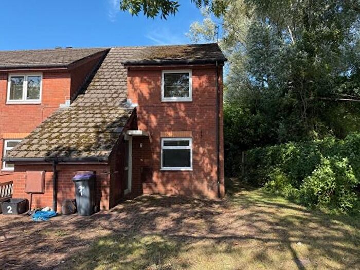 2 Bedroom Flat To Rent In School Court, Oak Street, Cwmbran, NP44