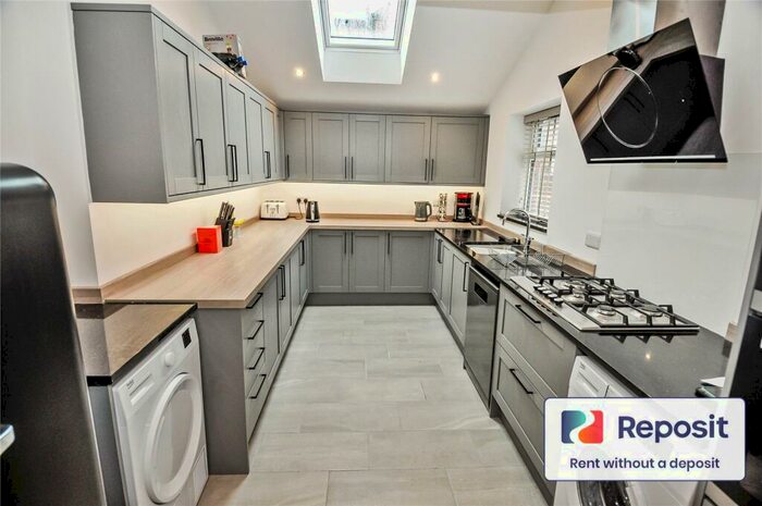 6 Bedroom Terraced House To Rent In Moseley Road, Fallowfield, Manchester, M14