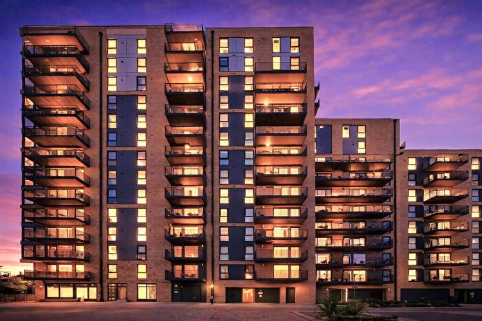 2 Bedroom Apartment For Sale In Altitude Point, Hampden Road, Hornsey, N8