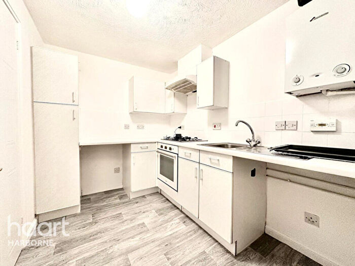 2 Bedroom Terraced House To Rent In Woodridge Road, Quinton, B32