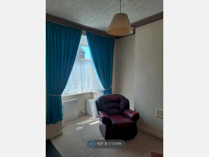 2 Bedroom Terraced House To Rent In Barthomley Road, Stoke-On-Trent, ST1